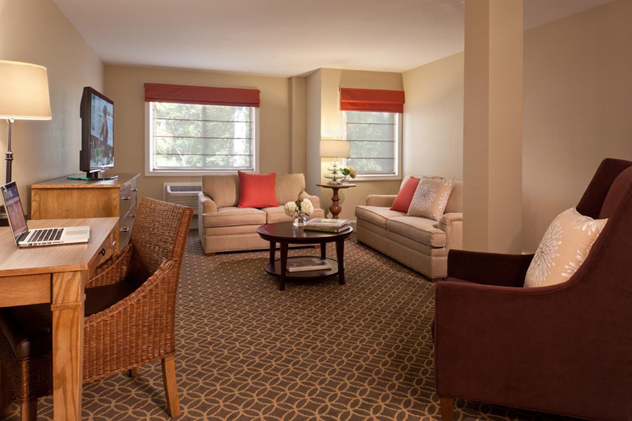 The Westport Inn, An Ascend Hotel Collection Member Room photo